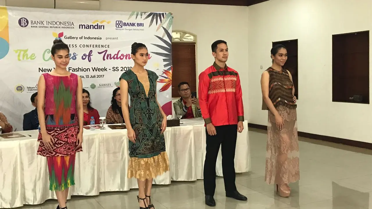 Tenun Indonesia di Panggung New York Fashion Week