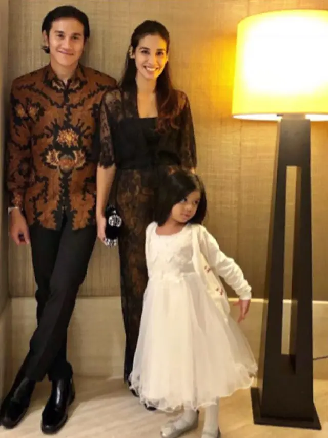 [Bintang] Tak Punya Kampung Halaman, Marsha Timothy Tak Mudik