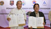 Menteri Desa, PDT, dengan Transmigrasi Eko P Sandjojo dengan Kepala BPN Sofyan Djalil.