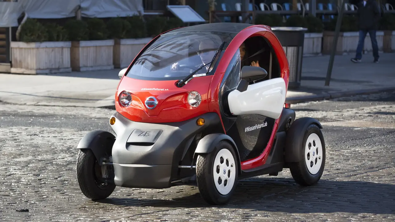 Nissan Pamerkan Mobil Mini Bertenaga Baterai