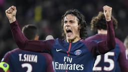 1. Edinson Cavani (PSG) - 13 Gol (2 Penalti). (AFP/Bertrand Guay)