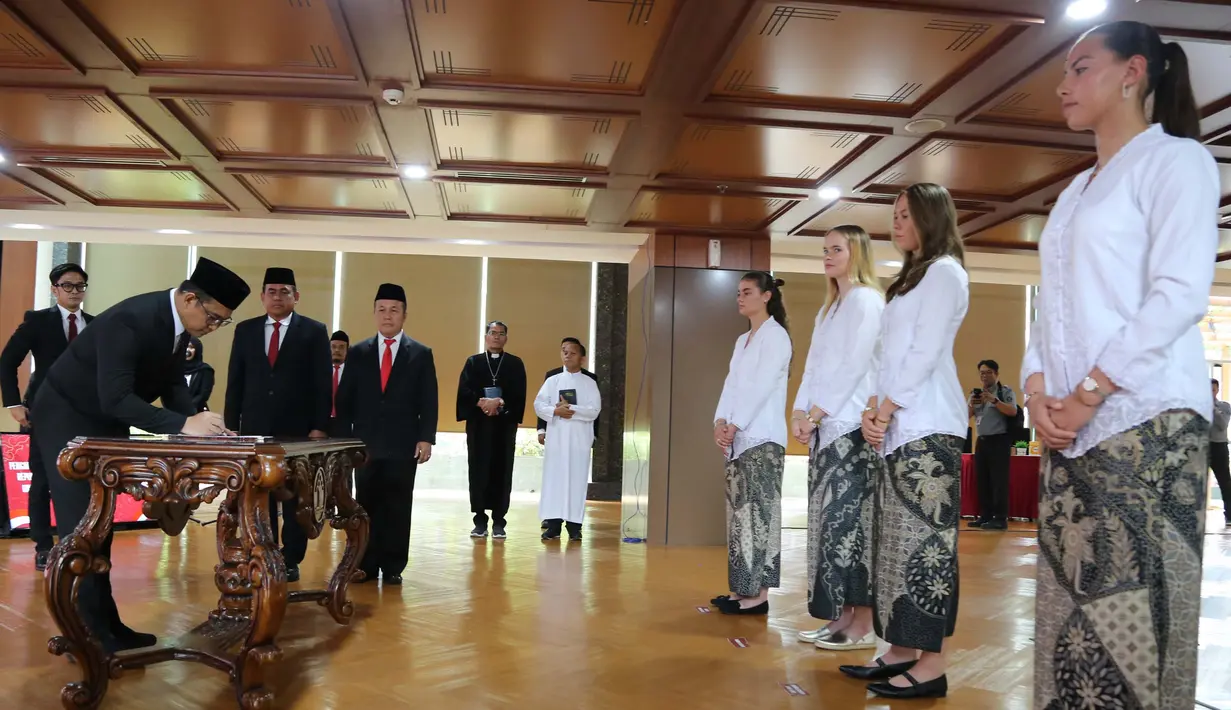 Persetujuan itu diambil dalam rapat di Komisi X DPR RI. (Foto: Dokumentasi Kementerian Hukum)