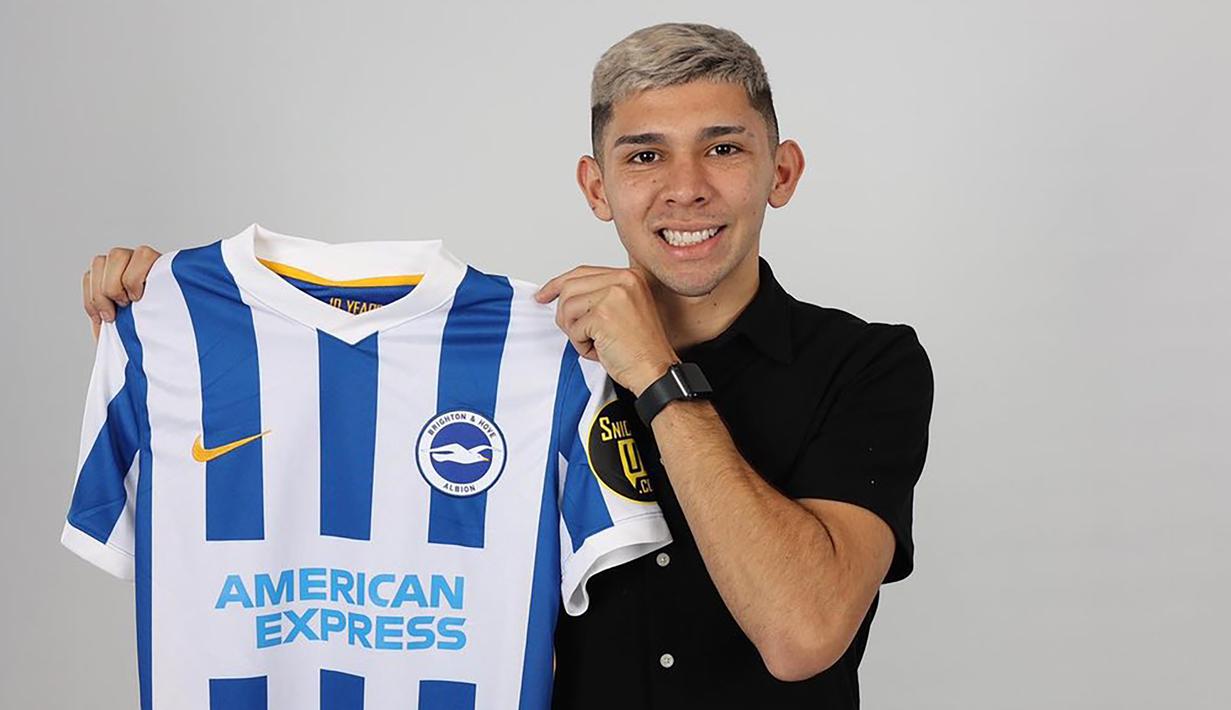 Julio Enciso. Striker asal Paraguay berusia 18 tahun ini baru didatangkan Graham Potter pada awal musim 2022/2023. Brighton and Hove Albion menebusnya dari klub Paraguay, Club Libertad dengan nilai transfer sebesar 11,6 juta euro. Musim ini ia baru dimainkan 1 kali di ajang Piala Liga dengan mencatat 1 assist. Bersama Timnas Paraguay ia telah mengoleksi 8 caps dengan torehan 1 assist sejak melakukan debut pada 15 Juni 2021. (brightonandhovealbion.com)