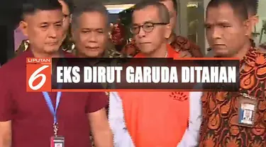 Mantan Dirut Garuda Indonesia Emirsyah Satar enggan berkomentar dan menyerahkan kepada kuasa hukumnya.