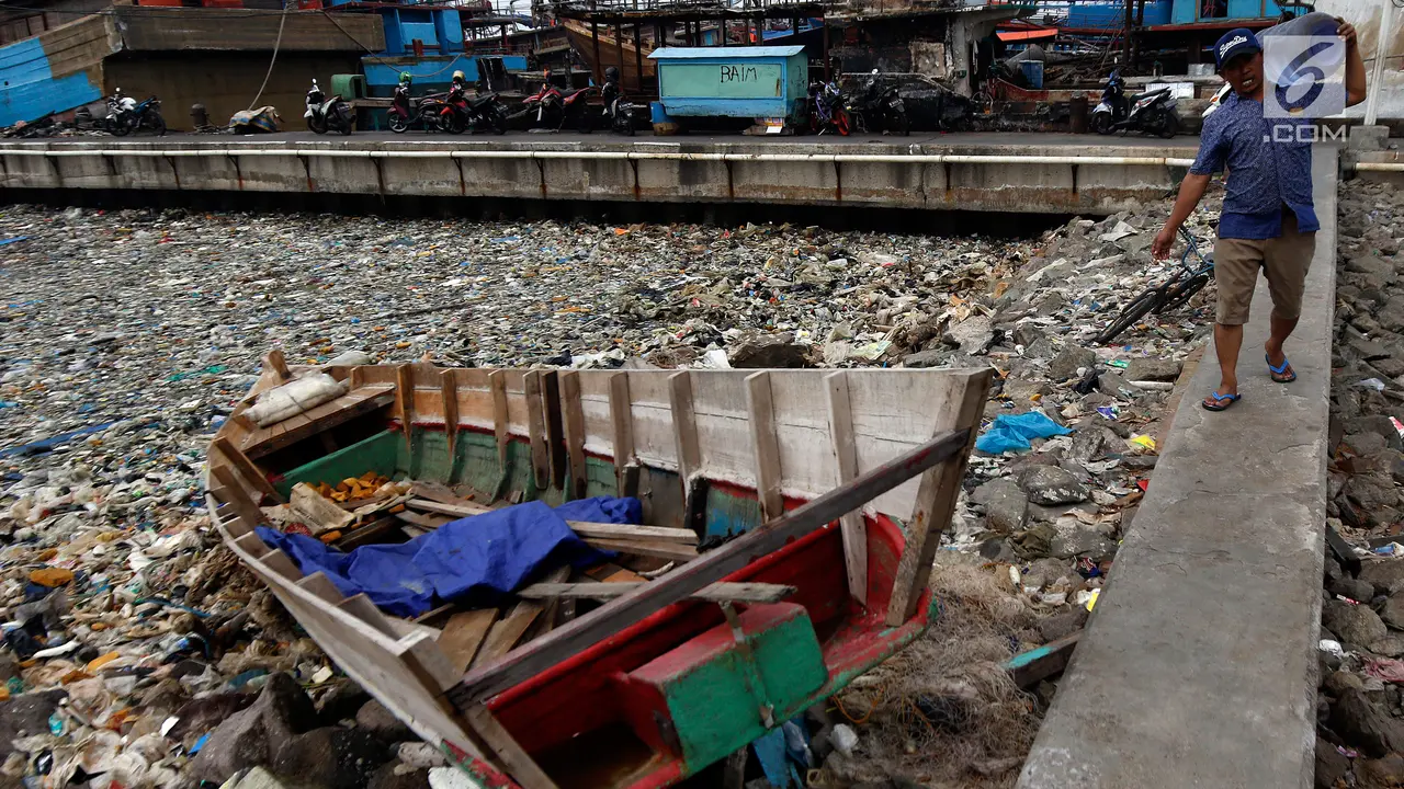 Sampah  Laut Jakarta