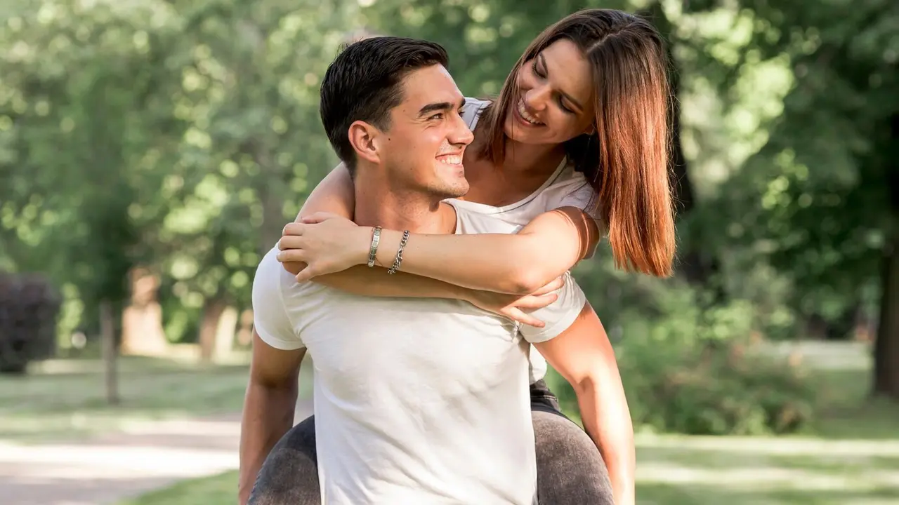Mengenal Tipe-Tipe Attachment Style: Langkah Awal Membangun Hubungan yang Sehat dan Dewasa - Cover