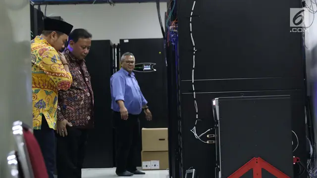 Bawaslu Tinjau Server KPU