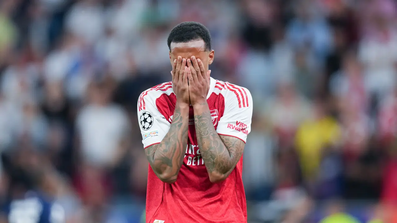 Foto: Momen Tendangan Penalti Gabriel Melambung Tinggi, Arsenal Gagal Juara Liga Champions
