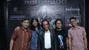 Konser Koes Plus bertajuk, Andaikan Koes Plus Datang Kembali itu akan dibuka dengan penampilan band The Rain. Yon Koeswoyo sangat antusias dengan konser tersebut. (Galih W. Satria/Bintang.com)