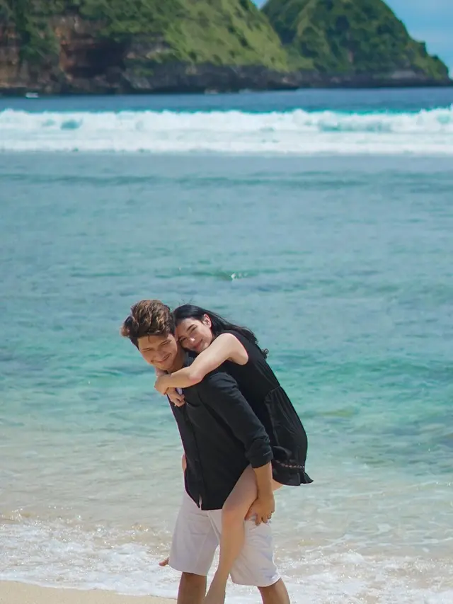 Akui Nikah Siri Sejak Desember 2021, Ini 7 Potret Mesra Aditya Zoni dan Yasmine Ow