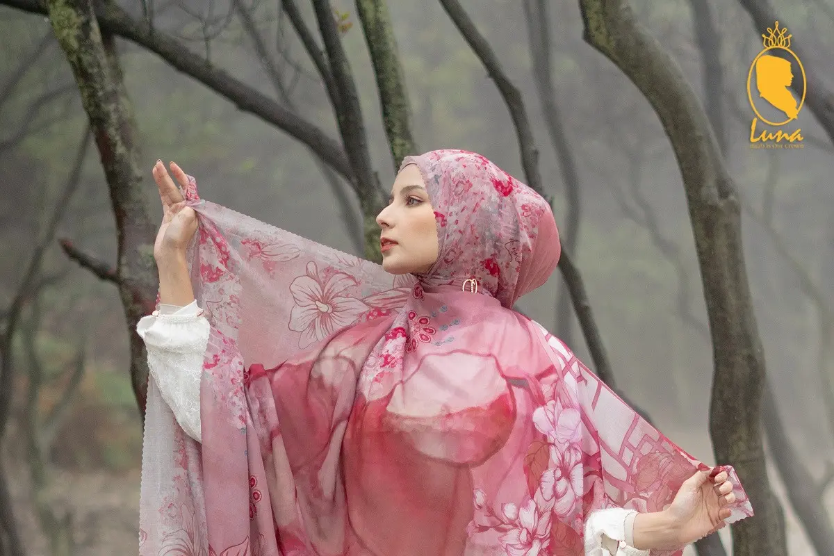 Brand Lokal Luna Hijab Rilis Koleksi Scarf Terbaru “Wonderland”, Bernuansa Keindahan Alam