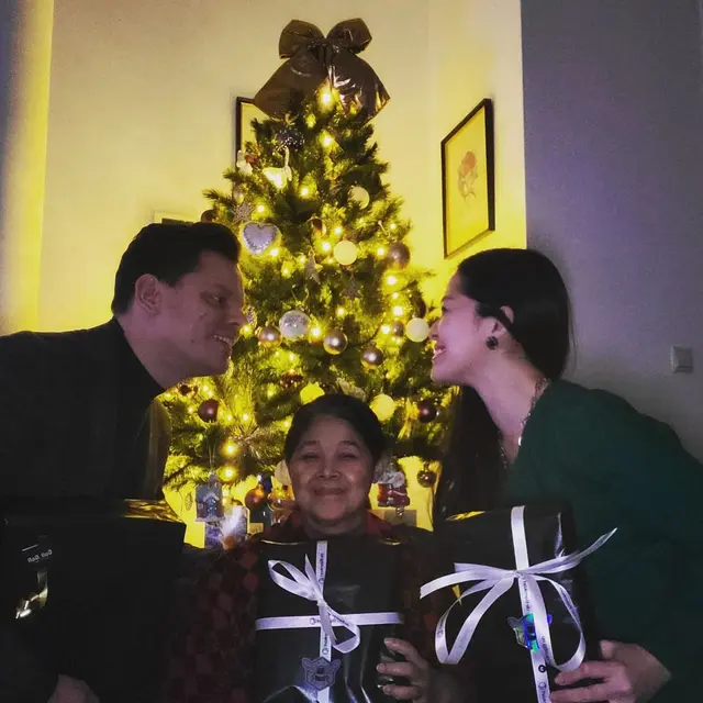 7 Artis yang Rayakan Natal 2021 di Luar Negeri, Ada yang Mudik ke Swiss dan Jerman