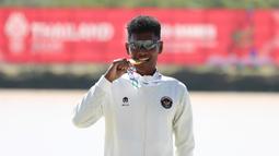 Medali emas pertama dipersembahkan oleh atlet dayung putra, Memo, yang turun di nomor men's single sculls. (Foto: NOC Indonesia/Didik Setiawan)