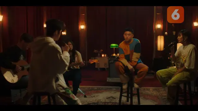 Warren Hue, Rich Brian, NIKI