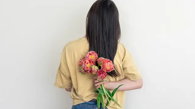 wanita january kalimat sedih