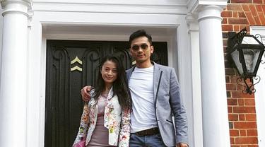 6 Potret Angie Virgin dan Suami yang Polisi Inggris, Dapat Label Pahlawan dari Parlemen