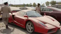 Ferrari Enzo ini telah mencatatkan banyak pelanggaran lalu lintas dengan jumlah denda yang tidak sedikit.