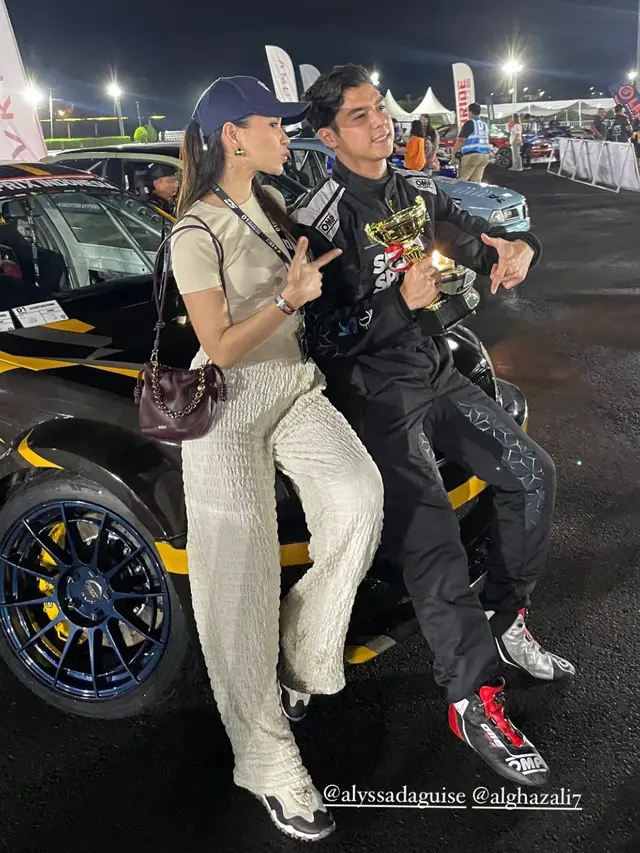 7 Kebersamaan Alyssa Daguise dan Al Ghazali di Kompetisi Drifting, Tampil Mesra