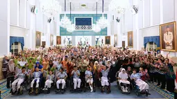 Momen Ceria Ratusan Siswa Disabilitas Diajak Keliling Istana