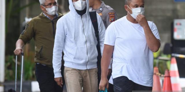 Ini Daftar 10 Orang yang Diperiksa KPK Terkait OTT Gubernur Riau Abdul Wahid