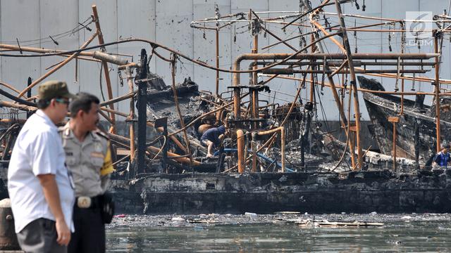 Kondisi Kapal-Kapal di Muara Baru Usai Dilalap Api