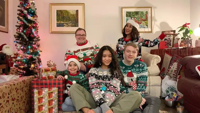 Potret Cut Memey bersama suaminya (Sumber: Instagram/@cutmemey)