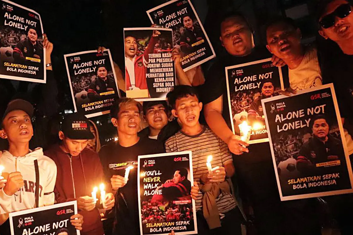 Foto: Aksi Damai GSR untuk Kebangkitan Sepak Bola Indonesia