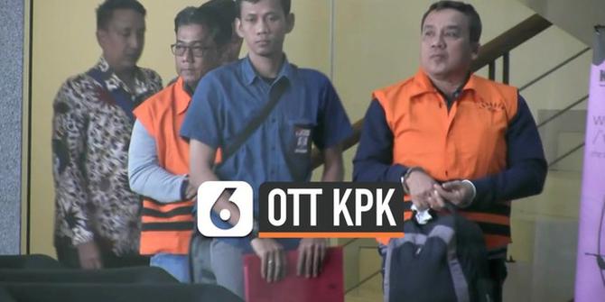 VIDEO: KPK Resmi Tahan 2 Pejabat Kabupaten Indramayu