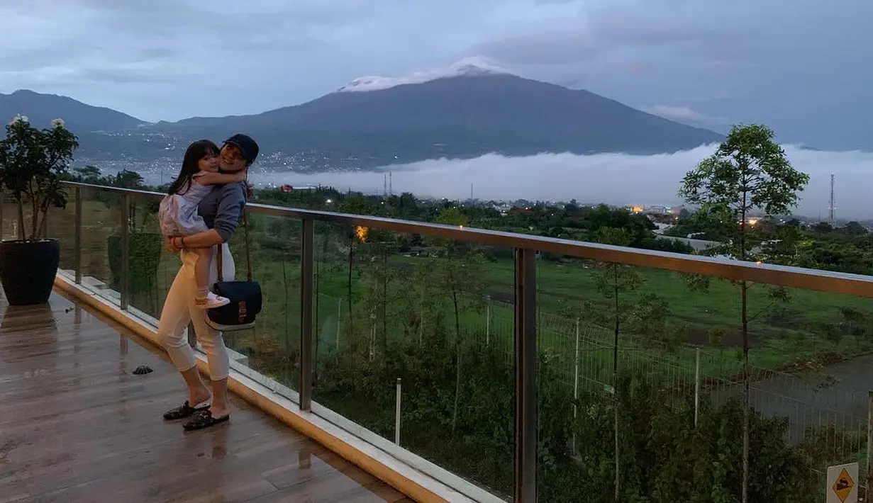 (Instagram/gisel_la)