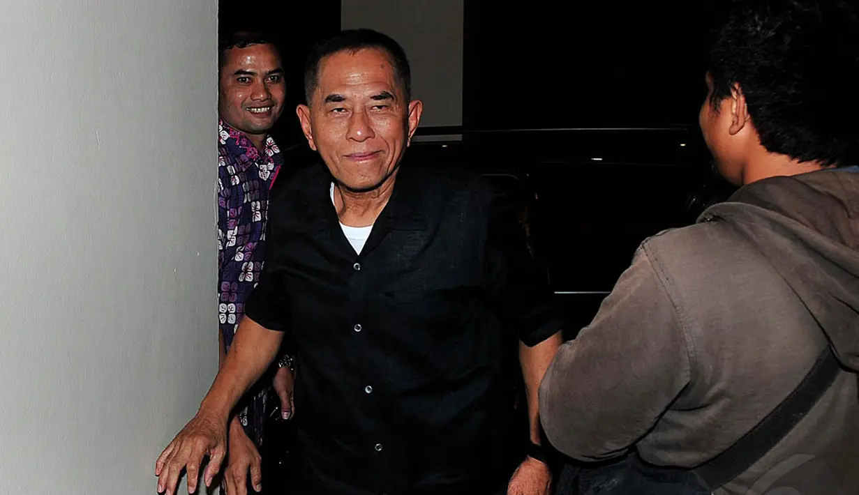 Menteri Pertahanan Ryamizard Ryacudu tampak hadir dalam acara reuni Akademi Militer angkatan 1973, Jakarta, Jumat (7/11/2014). (Liputan6.com/Johan Tallo)  