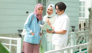 Ilustrasi muslim, mahasiswa, belajar, berbincang, ngobrol. (Gambar oleh Iqbal Nuril Anwar dari Pixabay)