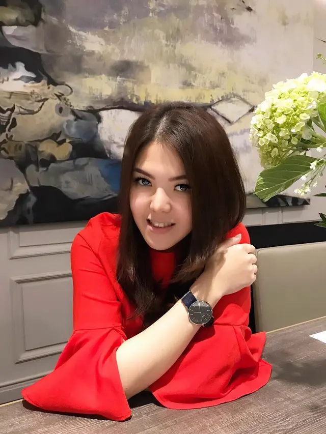 [Bintang] Tina Toon