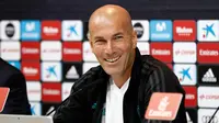 Pelatih Real Madrid Zinedine Zidane berharap tuan Bernabeu saat menjamu Espanyol pada Senin (2/10/2017) dinihari WIB. (realmadrid.com