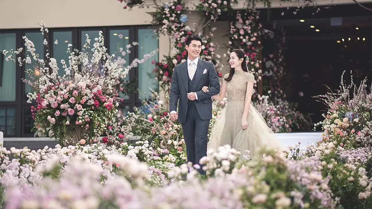 Foto Pernikahan Hyun Bin dan Son Ye Jin. (Instagram/ vast.ent)