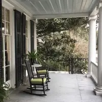 Ilustrasi Teras Rumah (Photo by Julianne Clark on Unsplash)