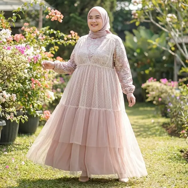 Model Gamis Brokat Buat Orang Gemuk