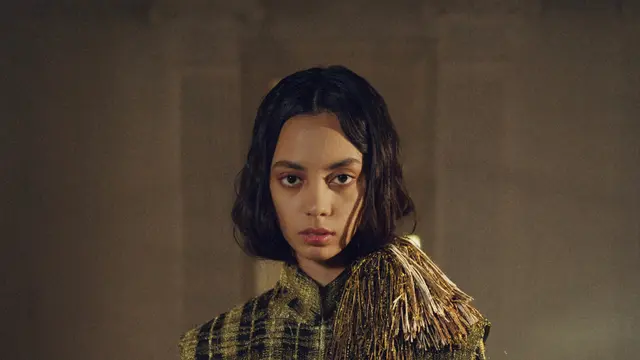 SAPTO DJOJOKARTIKO Fall Winter 2026 Hadirkan Perpaduan Siluet Sculptural dan Kriya Indonesia