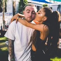 Sumber menambahkan, Ariana tidak tahu harus berbuat apa untuk mengatasi kesedihannya ini, terkecuali dicintai kekasihnya tersebut. (Instagram/arianagrande)