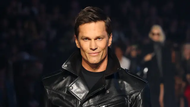 Gucci Sulap Times Square New York Jadi Runway, Paris Hilton hingga Tom Brady Jadi Model