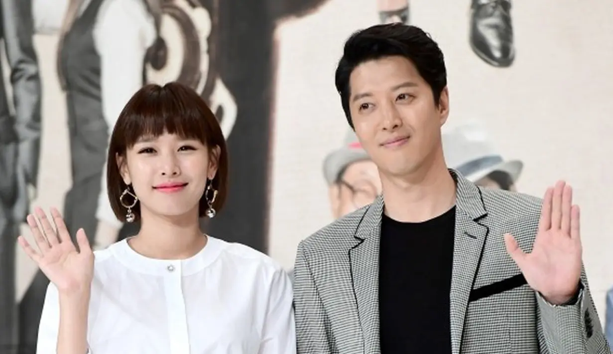 Lantaran pasangan ini baru saja dikaruniai dengan hadirnya anak pertama. (foto: koreaboo)