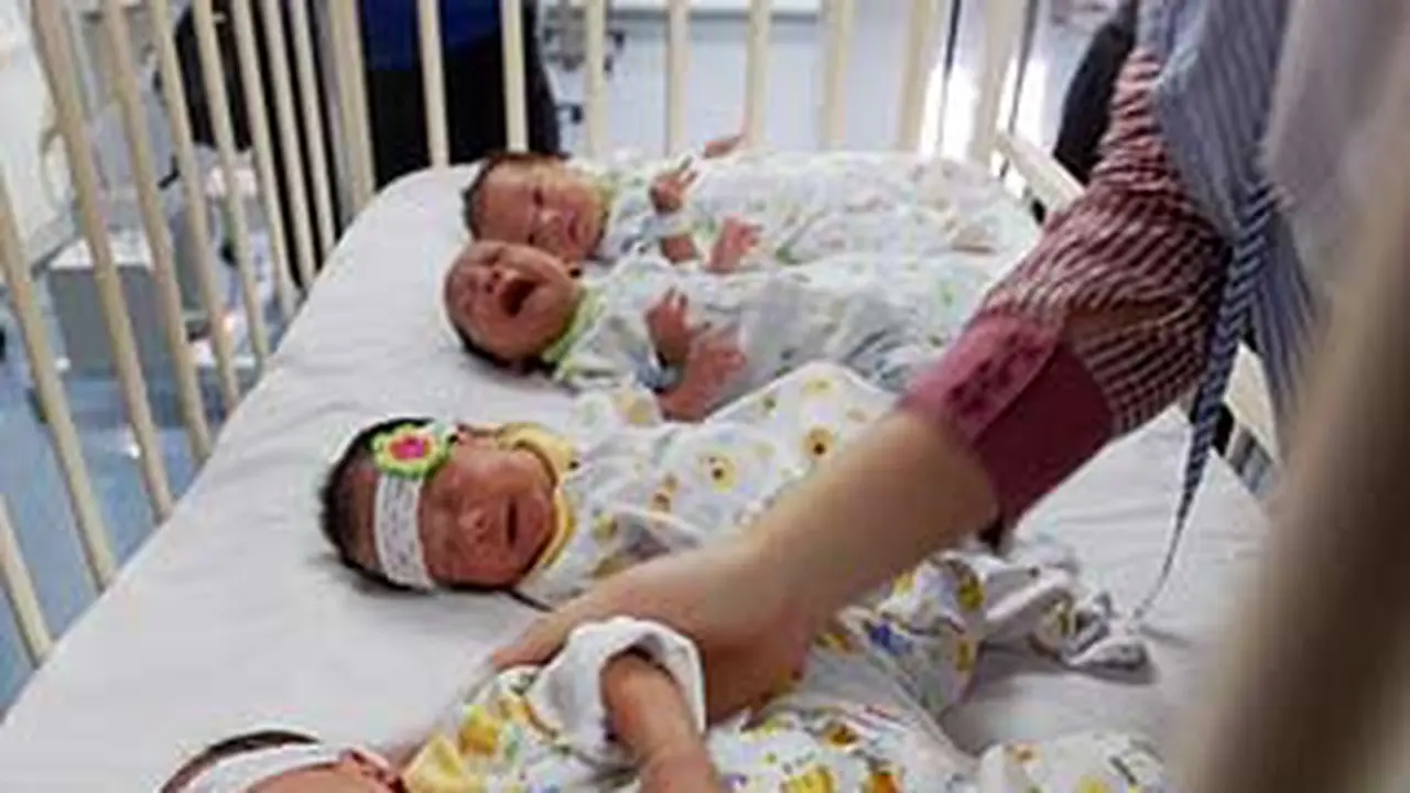 110616abayi-kembar4.jpg