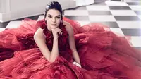 Sering Foto Bugil, Kendall Jenner Dapat Sebutan Model Termahal?