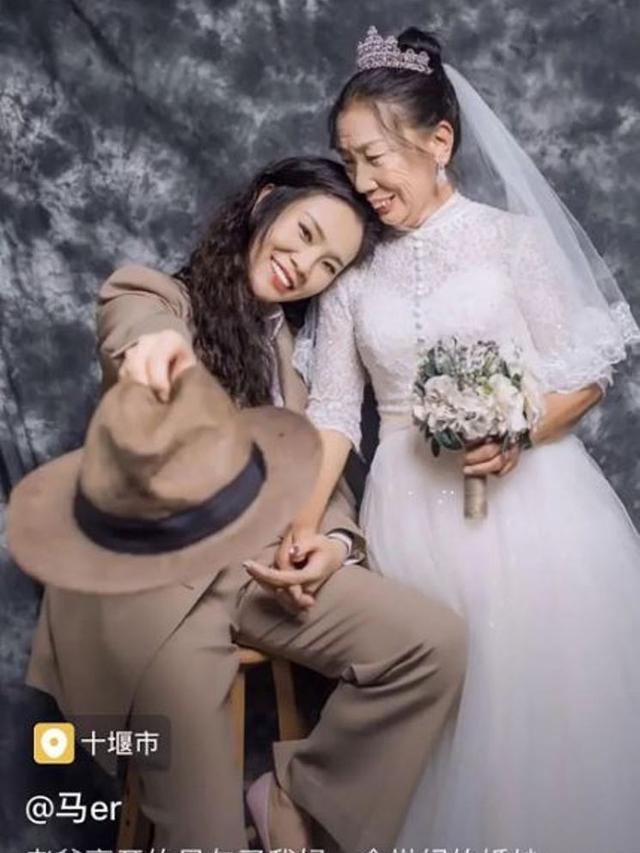 Haru, Anak Berbakti Wujudkan Mimpi Ibunya Memakai Gaun Pengantin