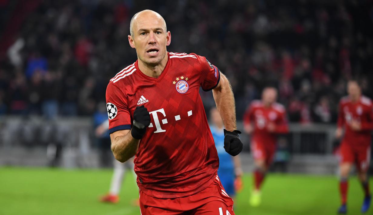 3. Arjen Robben – Di umur yang sudah 34 tahun membuat Robben kesulitan bermain konsisten. Terlebih lagi seringnya cedera kambuhan yang menerpa dirinya. Gaji yang besar membuat Munchen harus segera melepasnya. (AFP/Sven Hoppe)