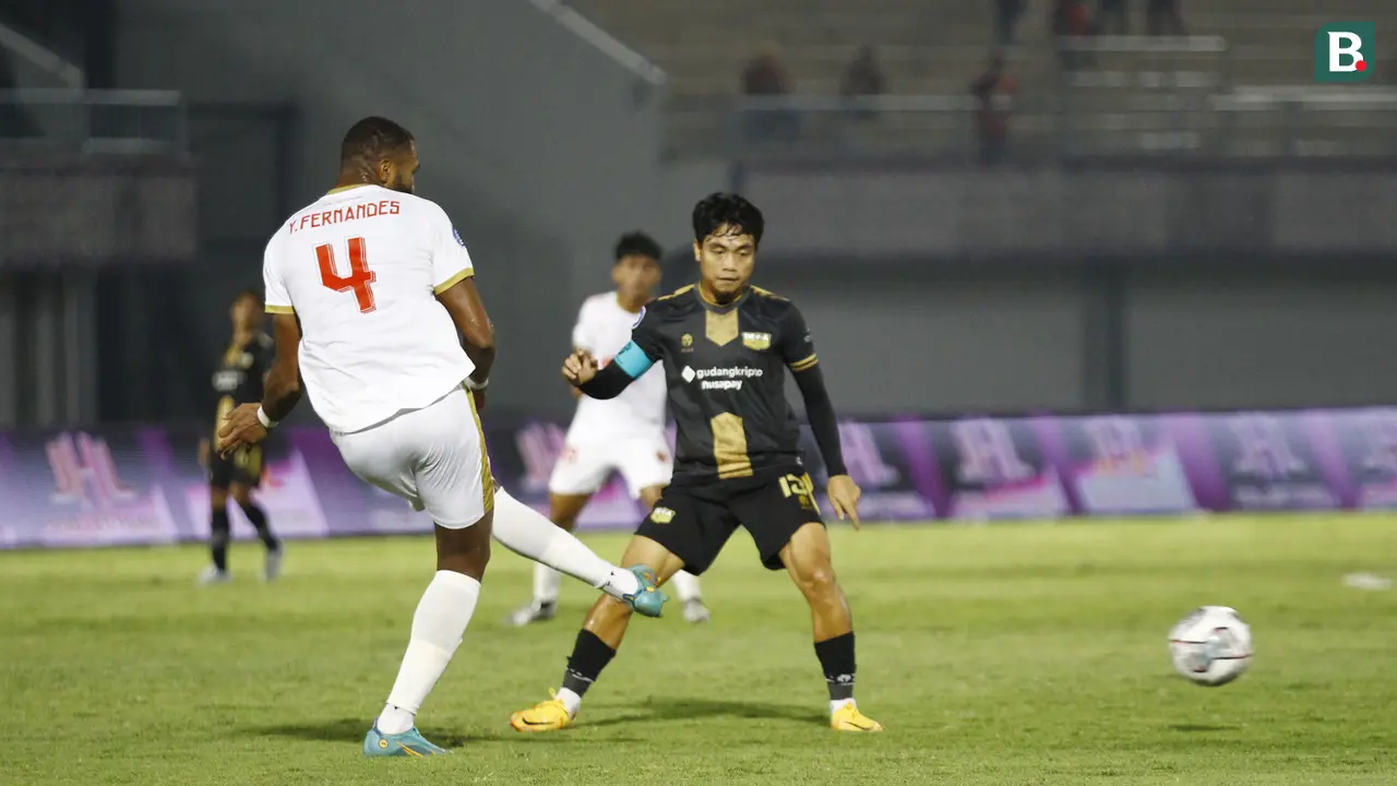 Foto: Diimbangi Dewa United FC, PSM Makassar Gagal Kudeta Madura United dari Puncak Klasemen BRI Liga 1