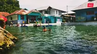 Sungai Asinahu di Desa Sawai, Kecamatan Seram Utara, Pulau Seram, Maluku Utara. (Foto: Tangkapan Layar Youtube)