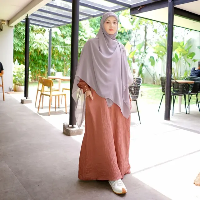 6 Cara Tepat Merawat Bulu Mata Extension Agar Tahan Lama