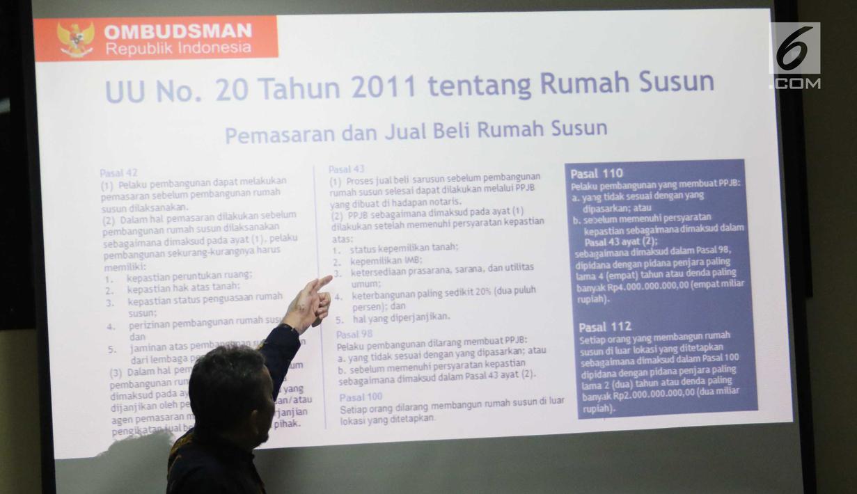 Anggota Ombudsman RI, Ahmad Alamsyah Saragih saat dialog bahas pembangunan mega proyek Kota Miekarta dengan Direktur Lippo Cikarang Ju Kian Salim dan Direktur Komunikasi Lippo Group Danang di Jakarta, Jumat (8/9). (Liputan6.com/Angga Yuniar)