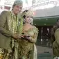 Lucky Hakim dan Tiara Dewi alias Syahrini KW resmi menjadi suami-istri. (Rizky Aditya Saputra/Liputan6.com)