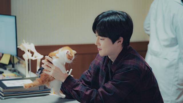 Behind Your Touch. (Netflix)